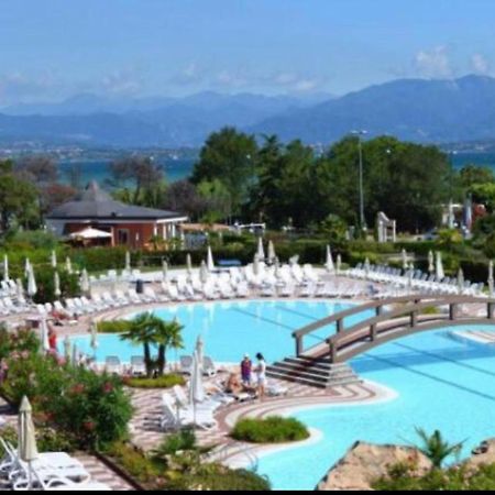 Casa Lorenzo Apartamento Desenzano del Garda Exterior foto